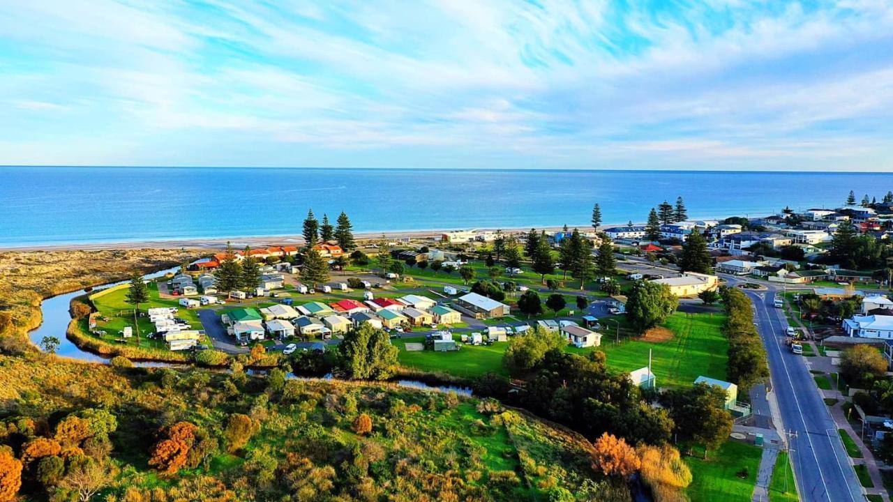 Moana Beach Tourist Park Dış mekan fotoğraf